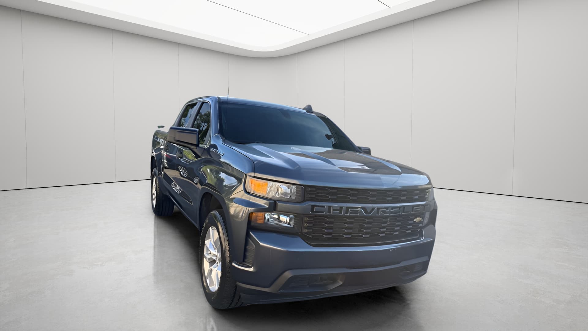 2019 Chevrolet Silverado 1500 Custom Crew Cab Long Box 2WD
