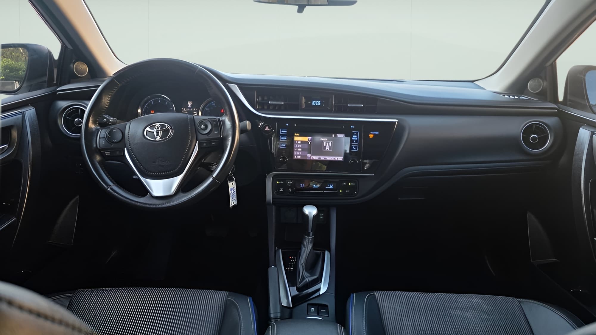 Vehicle photo